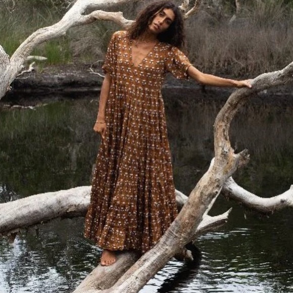 Daughters of India Chaaya Maxi Dress - Picture 4 of 4